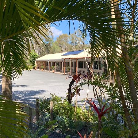 Tin Can Bay Motel Экстерьер фото