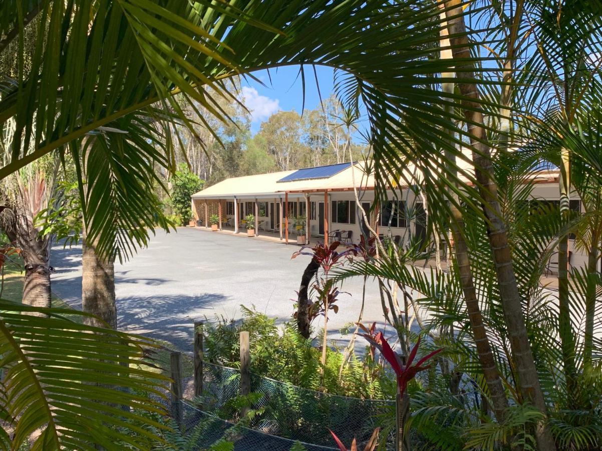 Tin Can Bay Motel Экстерьер фото