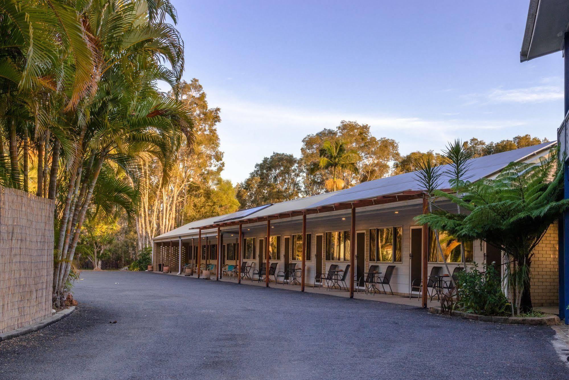 Tin Can Bay Motel Экстерьер фото