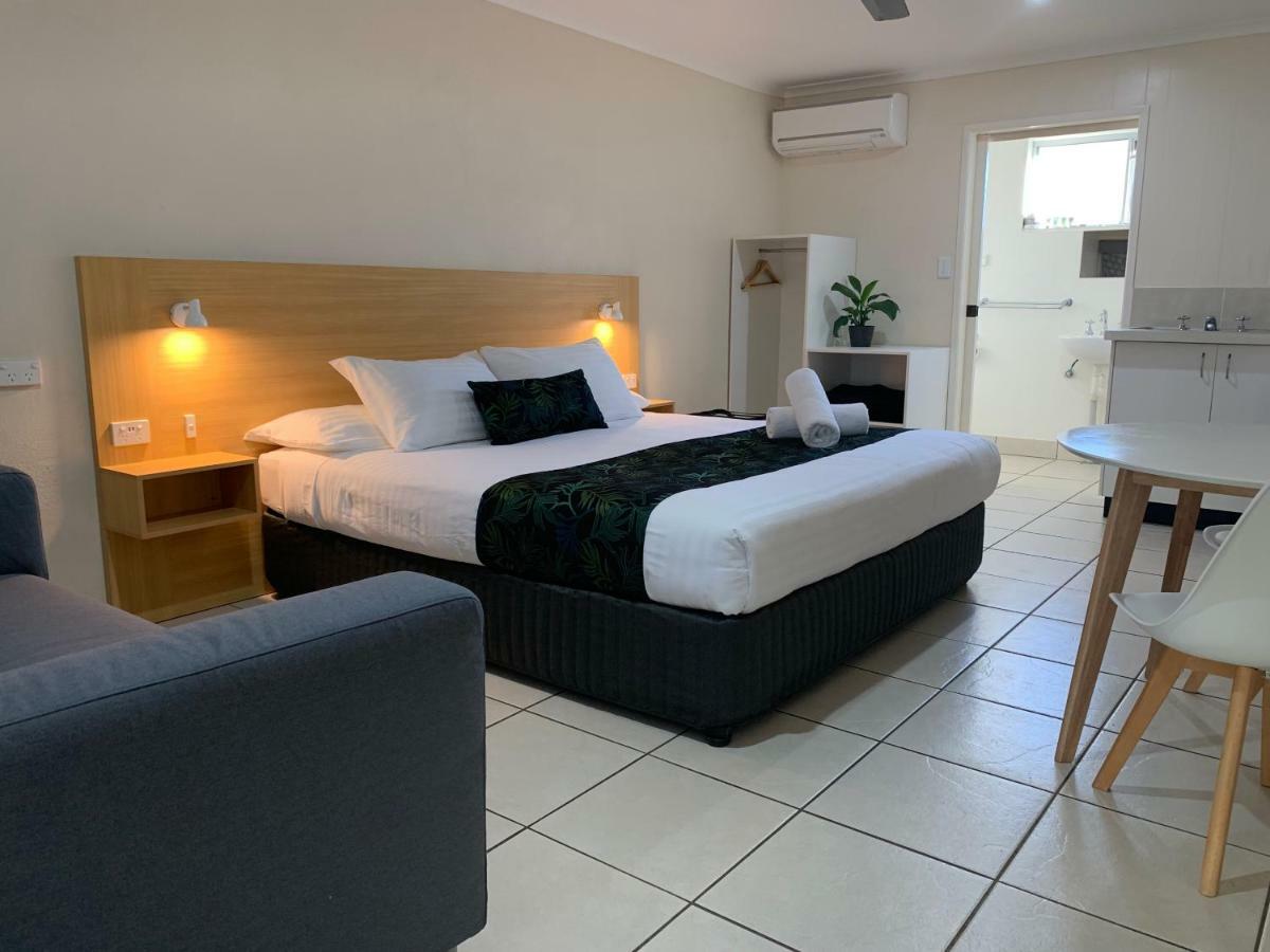 Tin Can Bay Motel Экстерьер фото